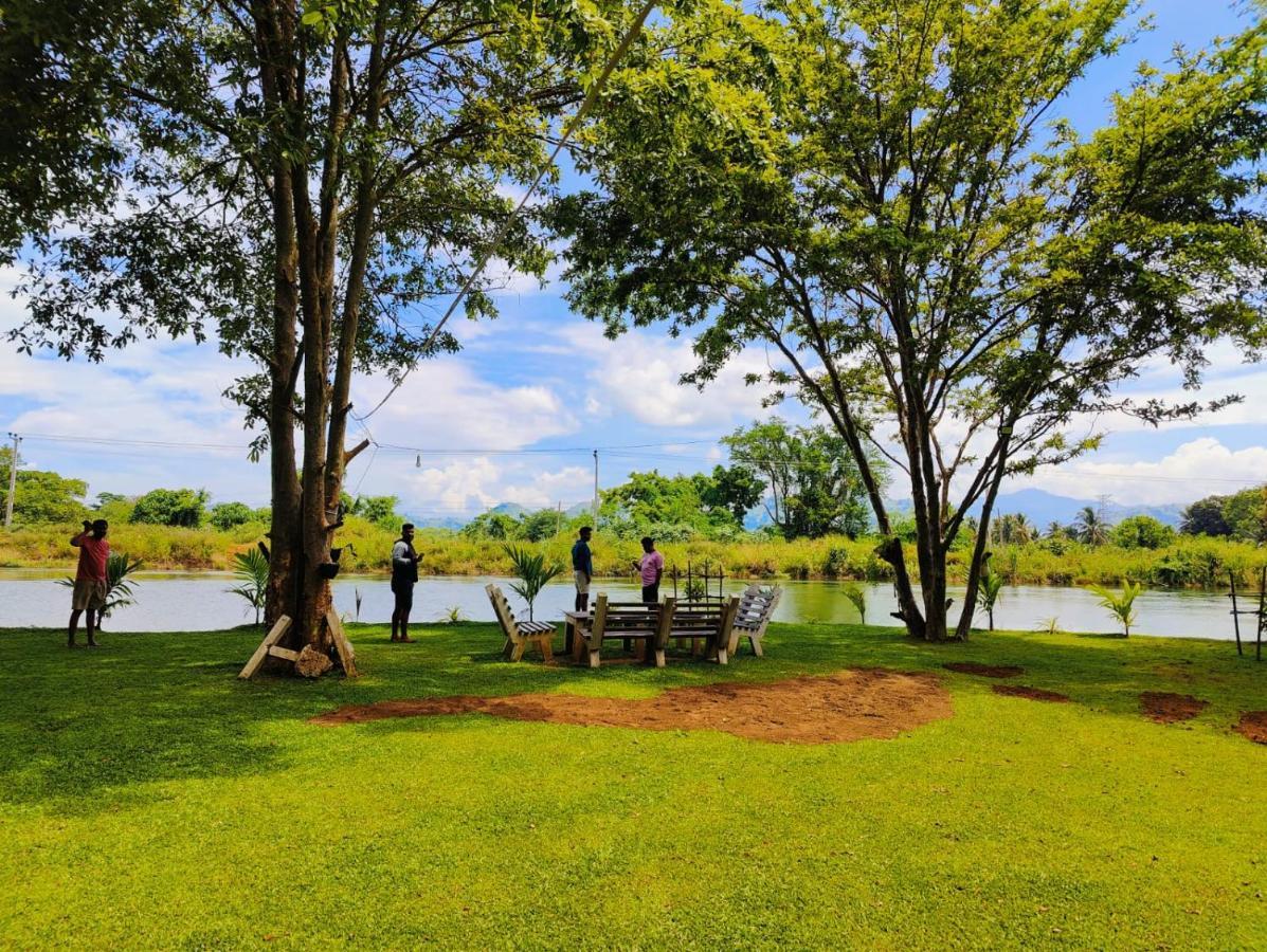 Canal Side Safari Resort 우다왈라웨 외부 사진