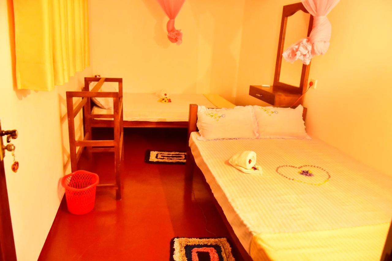 Canal Side Safari Resort 우다왈라웨 외부 사진